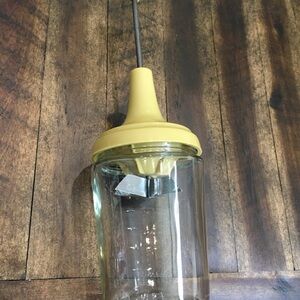 Vintage Glass Chopper 60s with Yellow Lid Measuring Units Side USA ACME